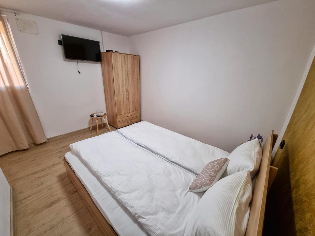 Cabana Varad Coronini Moldova Veche Dış mekan fotoğraf