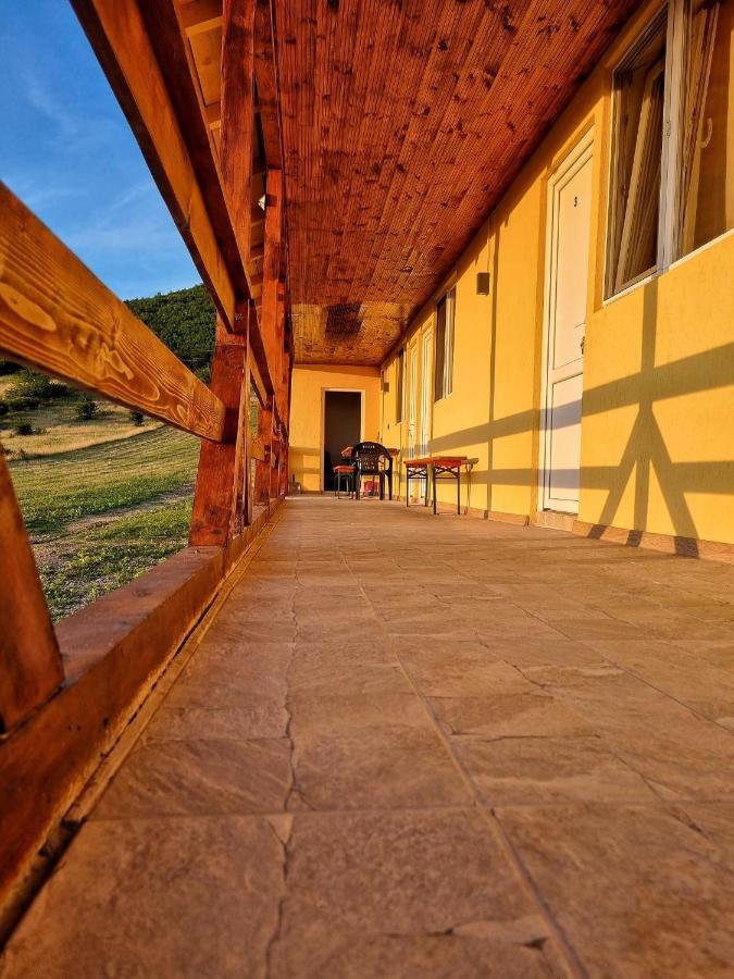 Cabana Varad Coronini Moldova Veche Dış mekan fotoğraf
